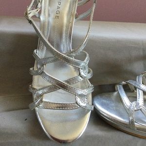 Pretty silver sandal
